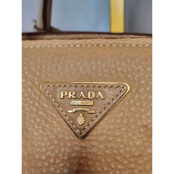 Prada Biege Vitello Daino Tessuto Leather Hand Bag with Crossbody Strap - Picture 4 of 16